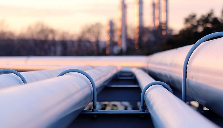 بررسي انتقال گرما و افت فشار در سمت لوله و هوا